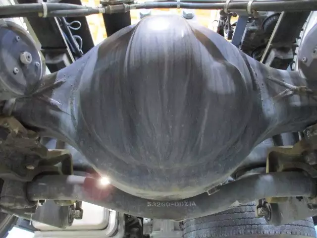 平成27年07月中古大型トラクタヘッド日産UDクオンの画像16