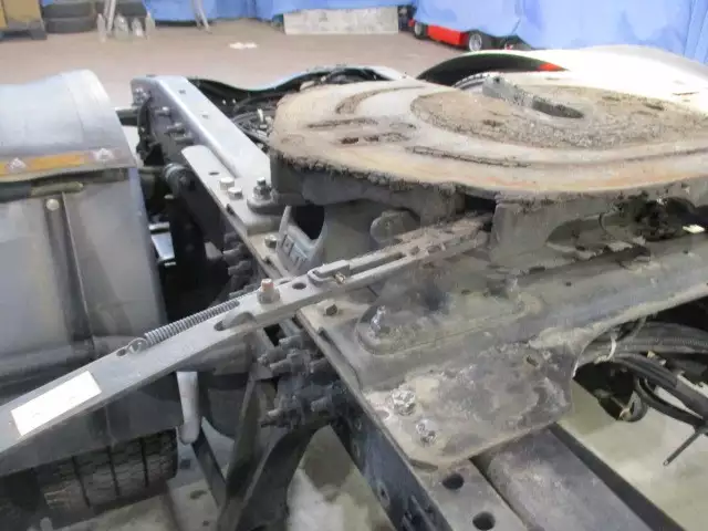 平成27年07月中古大型トラクタヘッド日産UDクオンの画像23