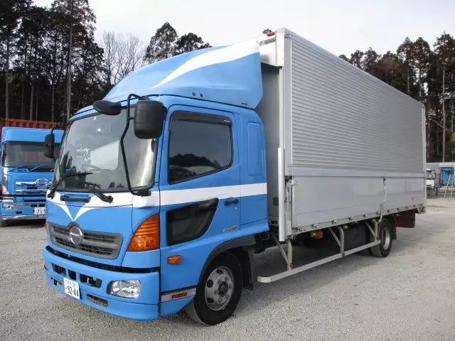 平成26年02月中古中型日野日野の画像1