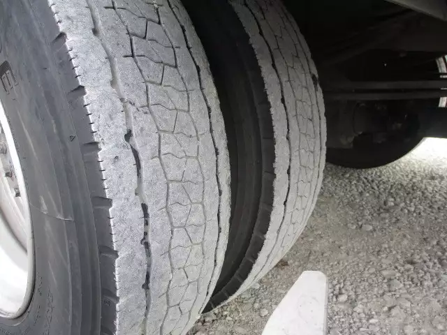 平成26年02月中古中型日野日野の画像15