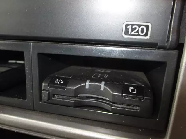 平成26年02月中古中型日野日野の画像46