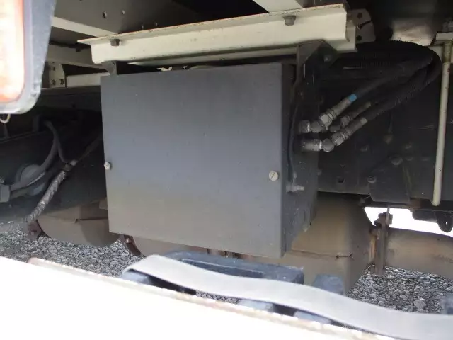 平成26年10月中古大型アルミバン・ウィング三菱ふそうスーパーグレートの画像15