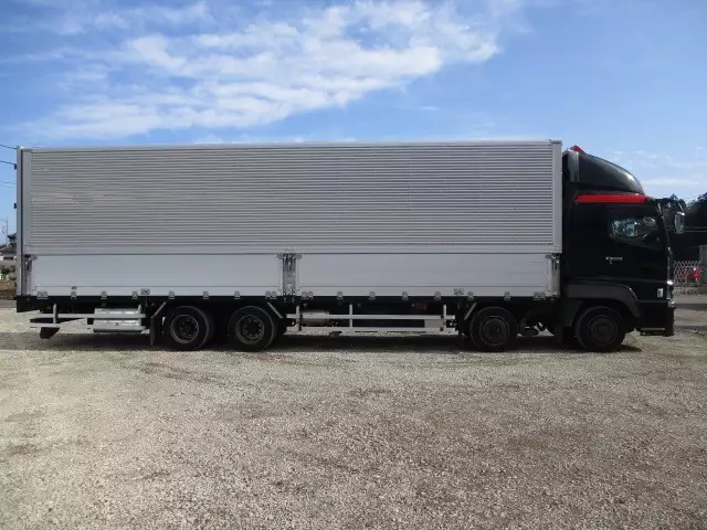 平成26年10月中古大型アルミバン・ウィング三菱ふそうスーパーグレートの画像4