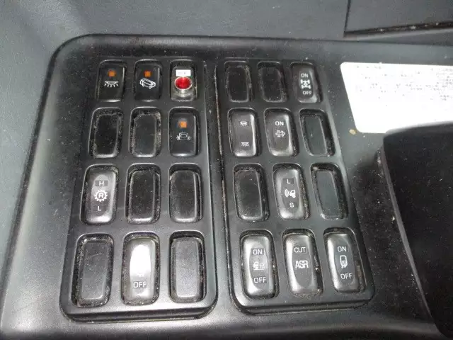 平成26年10月中古大型アルミバン・ウィング三菱ふそうスーパーグレートの画像45