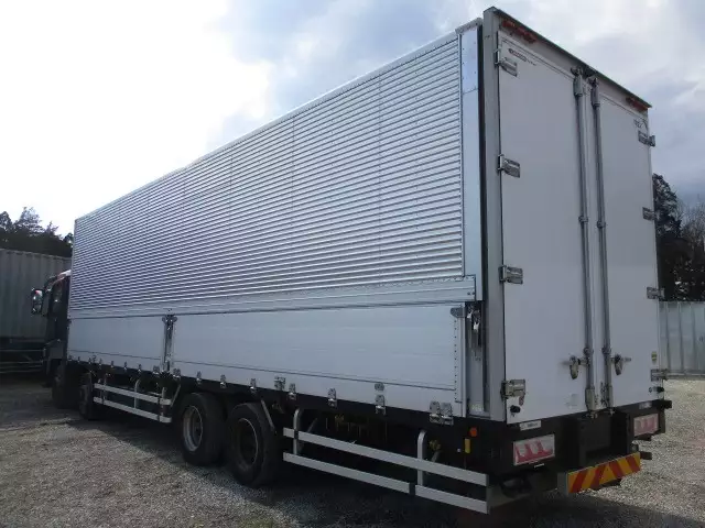 平成26年10月中古大型アルミバン・ウィング三菱ふそうスーパーグレートの画像7