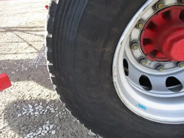 ナンバー付 40/42FT兼用3軸シャシ リフトアクスル(後軸残し) 第五輪10,680㎏以上の画像18