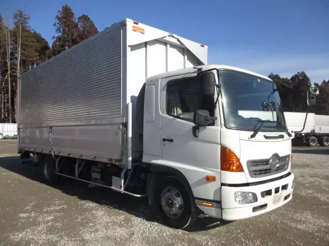 平成27年03月中古中型日野レンジャーの画像3