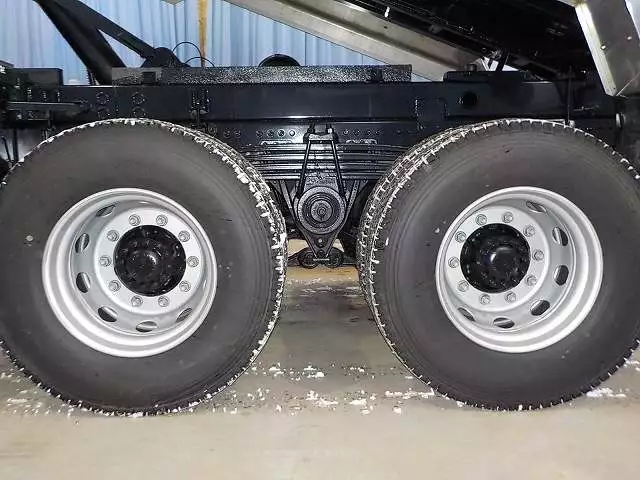 令和03年06月中古大型日産UDUDトラックスの画像30