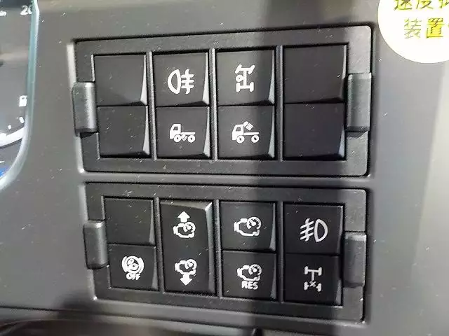 令和03年06月中古大型日産UDUDトラックスの画像41