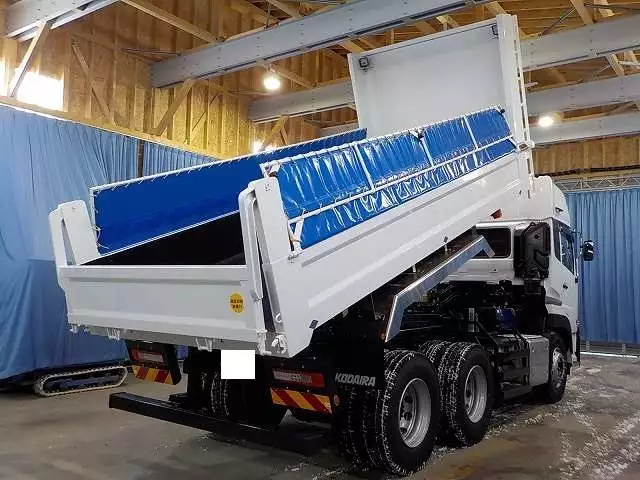 令和03年06月中古大型日産UDUDトラックスの画像9