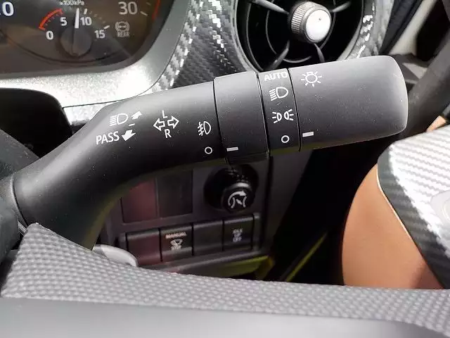 令和03年07月中古中型冷凍バン・ウィング日野日野の画像31