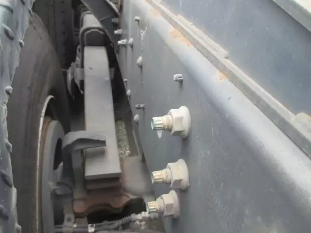 平成18年09月中古小型トラクタヘッド日野プロフィアの画像11