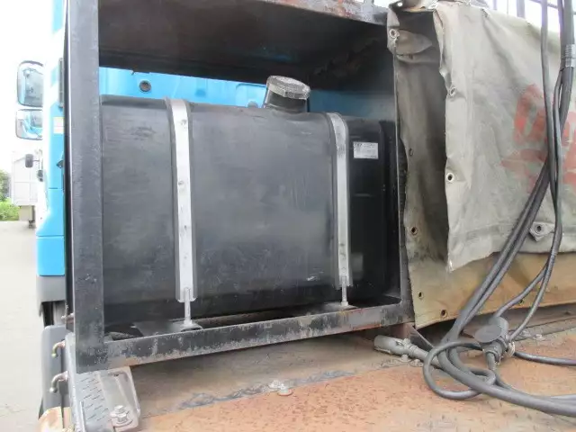 平成18年09月中古小型トラクタヘッド日野プロフィアの画像15