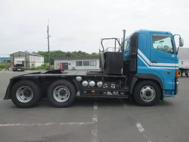 平成18年09月中古小型トラクタヘッド日野プロフィアの画像4