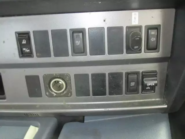 平成18年09月中古小型トラクタヘッド日野プロフィアの画像33