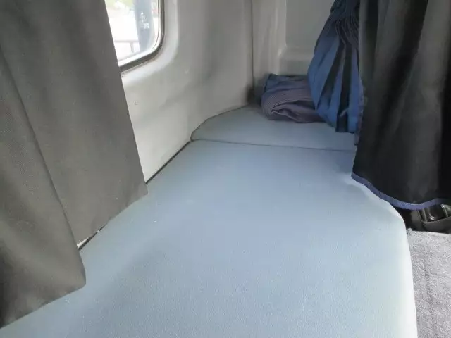 平成18年09月中古小型トラクタヘッド日野プロフィアの画像38