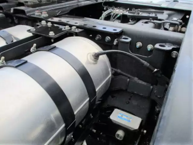 令和03年04月中古大型トラクタヘッド日野日野の画像10