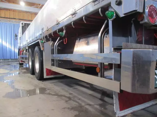 平成26年12月中古大型日野日野の画像24