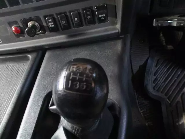 平成26年12月中古大型日野日野の画像37