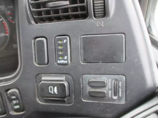 平成21年04月中古大型ダンプ三菱ふそう三菱の画像33