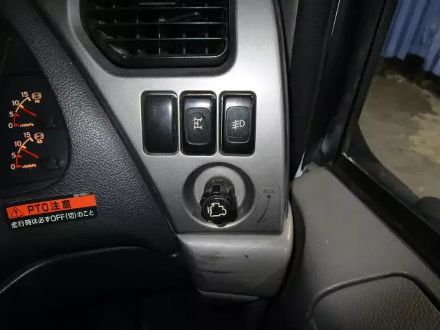 平成22年07月中古大型日産UDクオンの画像24