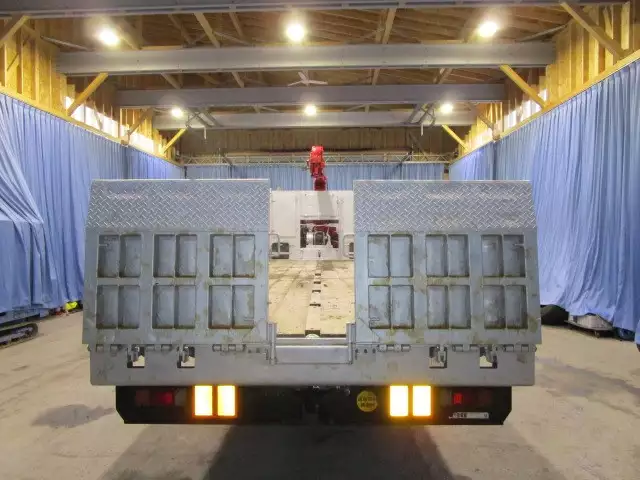 平成22年07月中古大型日産UDクオンの画像4