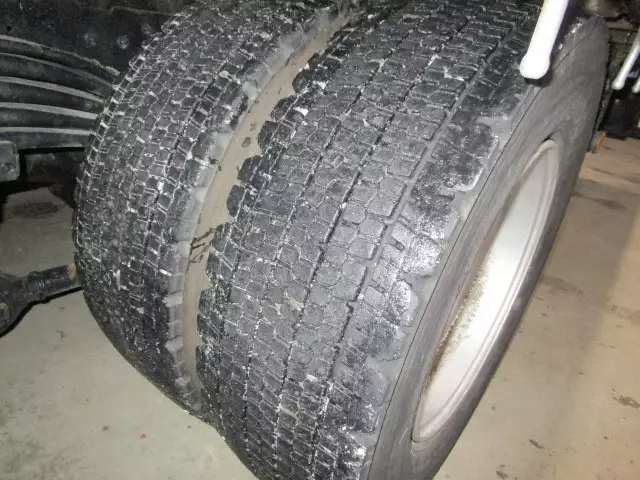 平成22年07月中古大型日産UDクオンの画像6