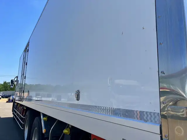 平成26年02月中古大型冷凍バン・ウィング日産UDクオンの画像19