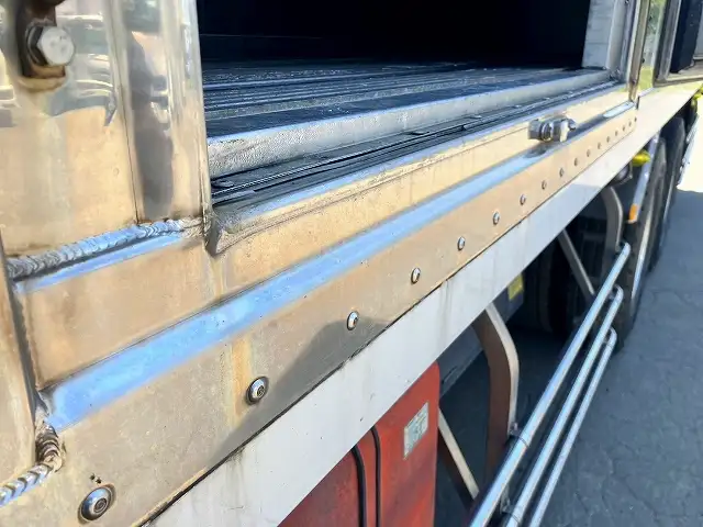 平成26年02月中古大型冷凍バン・ウィング日産UDクオンの画像22