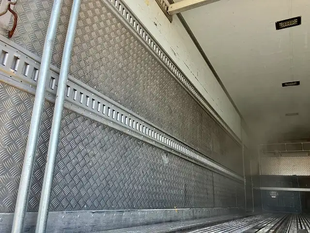 平成26年02月中古大型冷凍バン・ウィング日産UDクオンの画像26