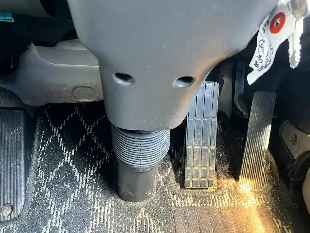 平成26年02月中古大型冷凍バン・ウィング日産UDクオンの画像50