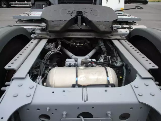 令和02年04月中古大型トラクタヘッド日野プロフィアの画像17