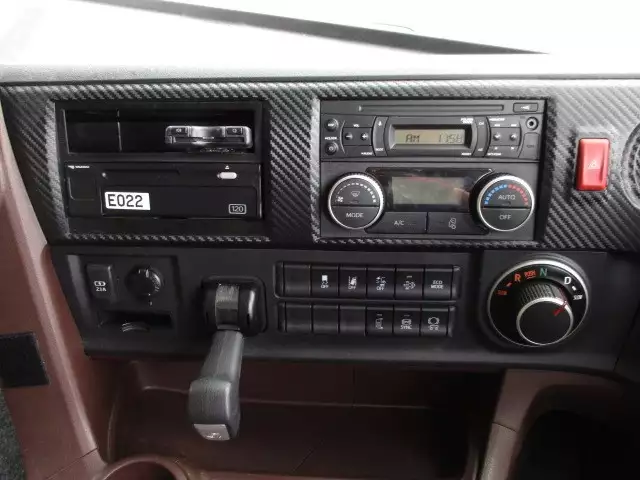 令和02年04月中古大型トラクタヘッド日野プロフィアの画像32