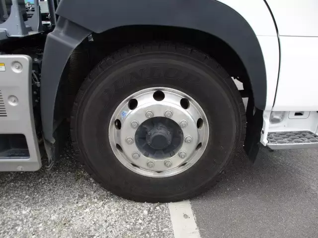 令和02年04月中古大型トラクタヘッド日野プロフィアの画像7