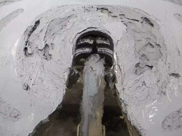 平成27年01月中古大型トラクタヘッド日産UDクオンの画像20