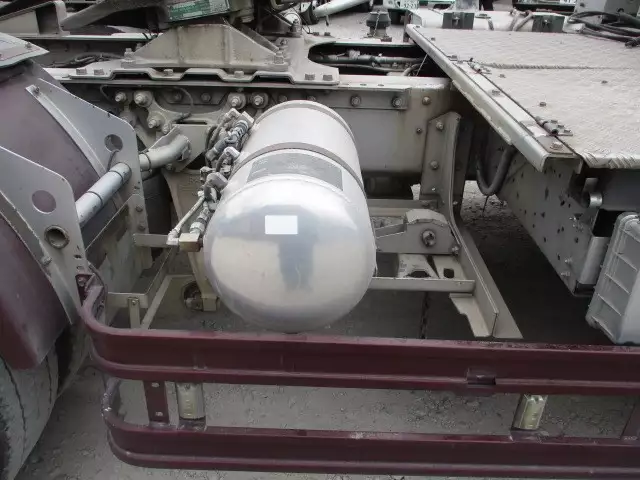 平成27年01月中古大型トラクタヘッド日産UDクオンの画像31