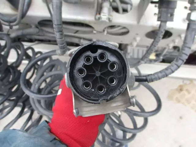 平成27年01月中古大型トラクタヘッド日産UDクオンの画像36