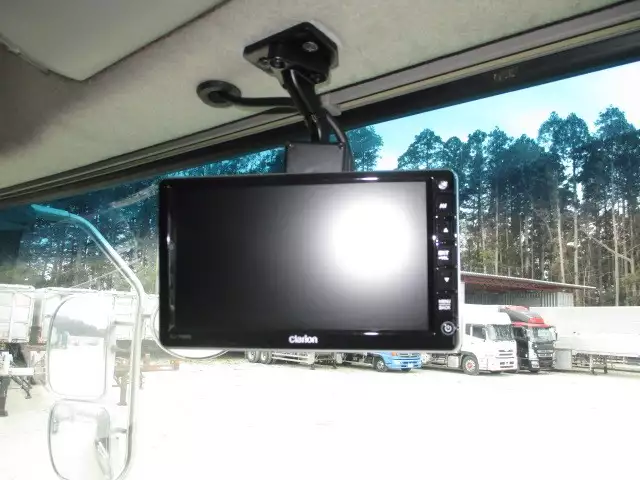 平成27年01月中古大型トラクタヘッド日産UDクオンの画像49