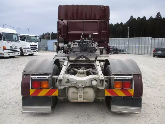 平成27年01月中古大型トラクタヘッド日産UDクオンの画像6