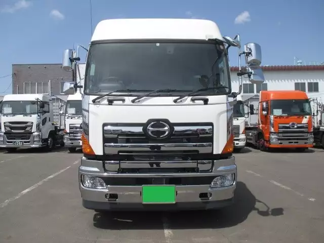 平成29年10月中古大型トラクタヘッド日野プロフィアの画像2