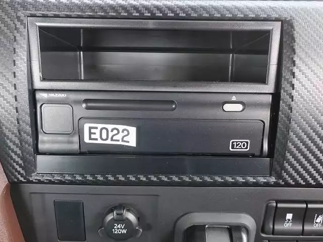 令和03年03月中古大型トラクタヘッド日野プロフィアの画像34