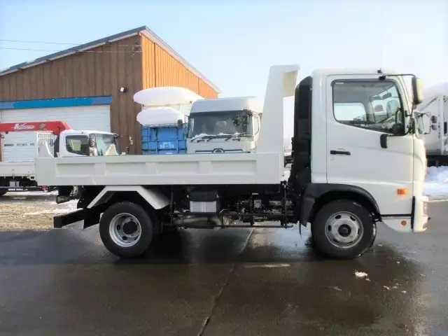 令和03年09月中古中型日野レンジャーの画像4