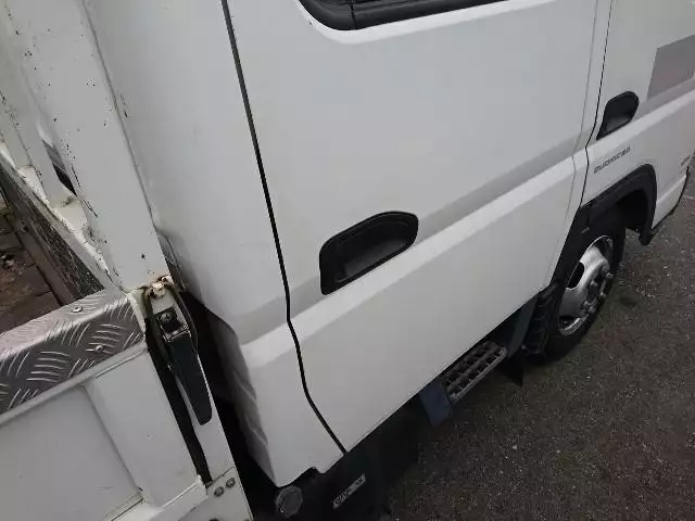 平成28年09月中古小型三菱ふそう三菱の画像11