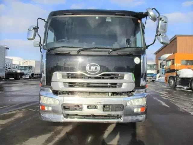平成23年03月中古大型日産UDUDトラックスの画像2