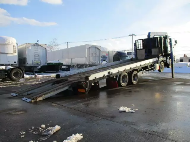 平成23年03月中古大型日産UDUDトラックスの画像15