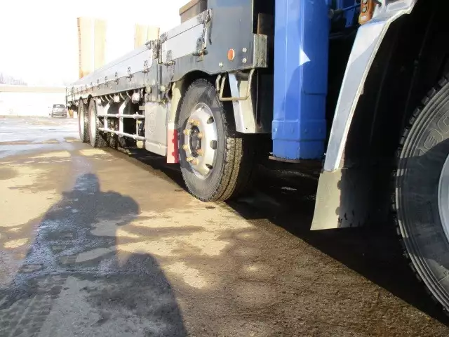 平成23年03月中古大型日産UDUDトラックスの画像19