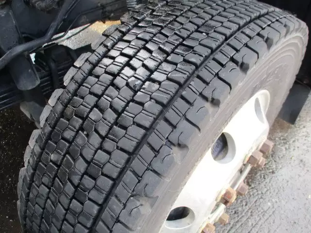 平成23年03月中古大型日産UDUDトラックスの画像36