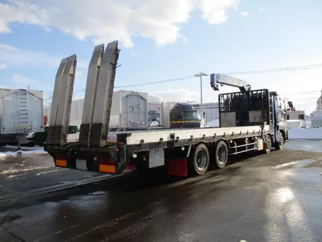 平成23年03月中古大型日産UDUDトラックスの画像5