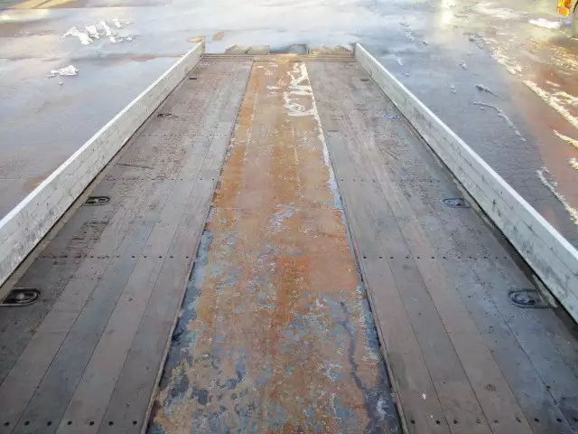 平成23年03月中古大型日産UDUDトラックスの画像51