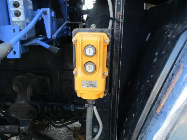 平成23年03月中古大型日産UDUDトラックスの画像53